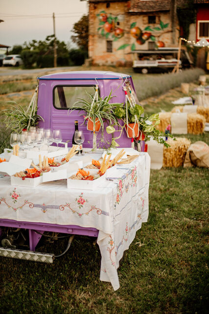 picnic nella lavanda il cascinetto salvirola agriturismo
