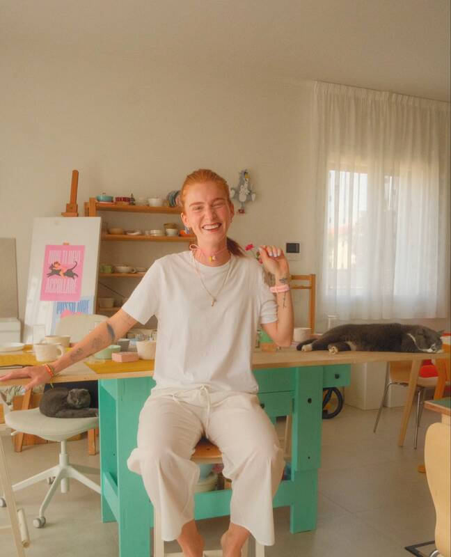 il cascinetto workshop di ceramica nel frutteto